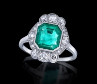Smaragd-Diamant-Ring